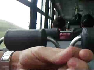 Pornô linda mãe ônibus porra, masturbação pública 2