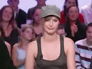 Assista vídeo sexo louise bourgoin bonito mama pornô fotos, casa de banho privada
